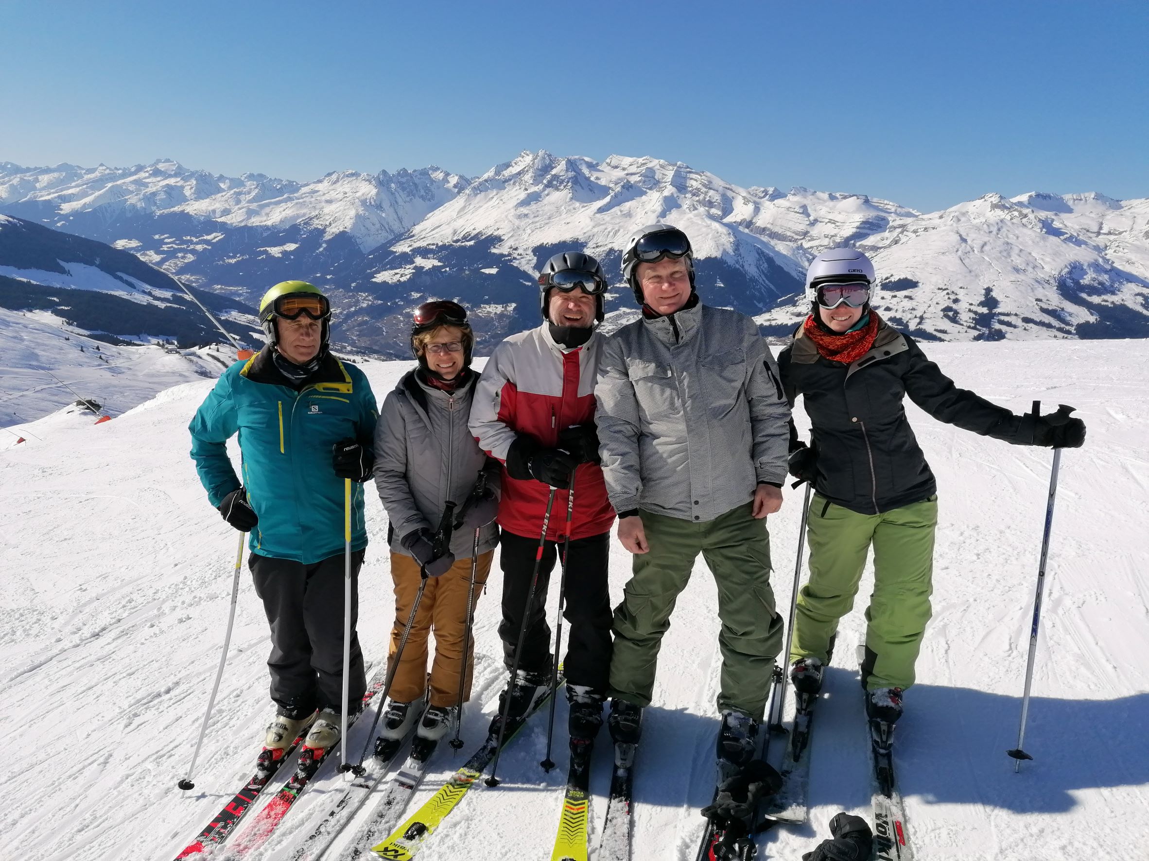 Gruppenbild der Skifahrer