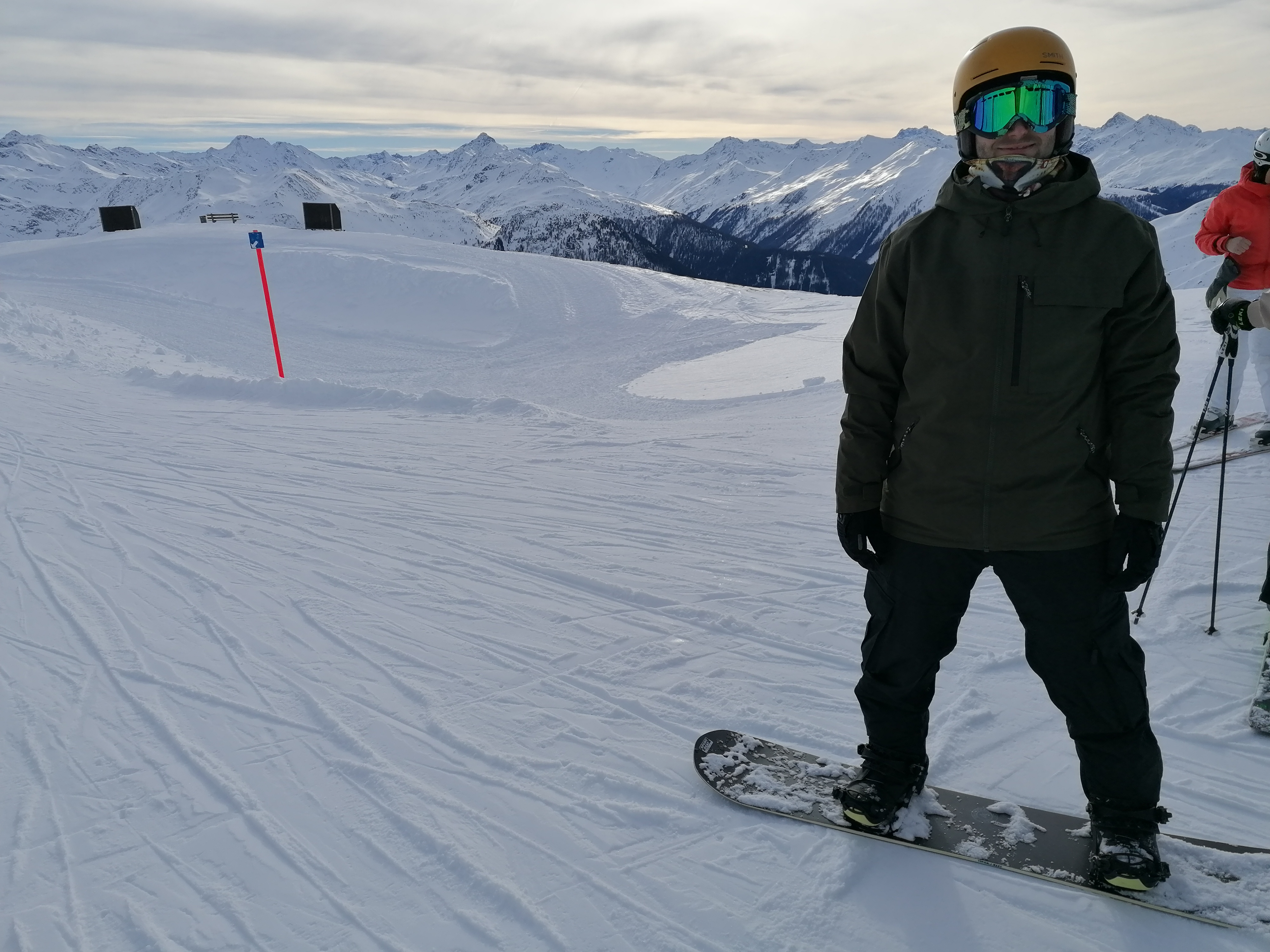 Silas auf dem Snowboard