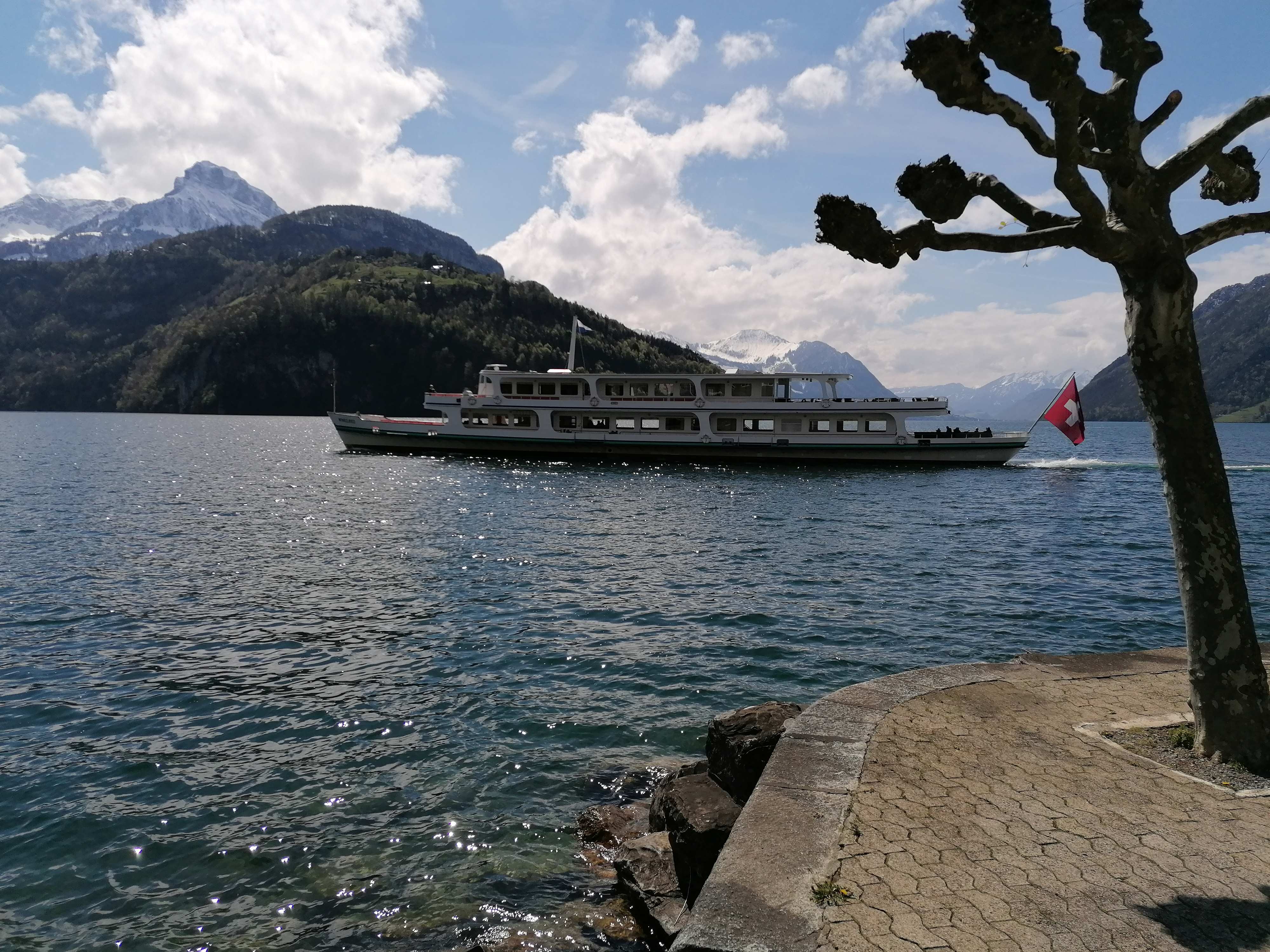 Am See bei Brunnen