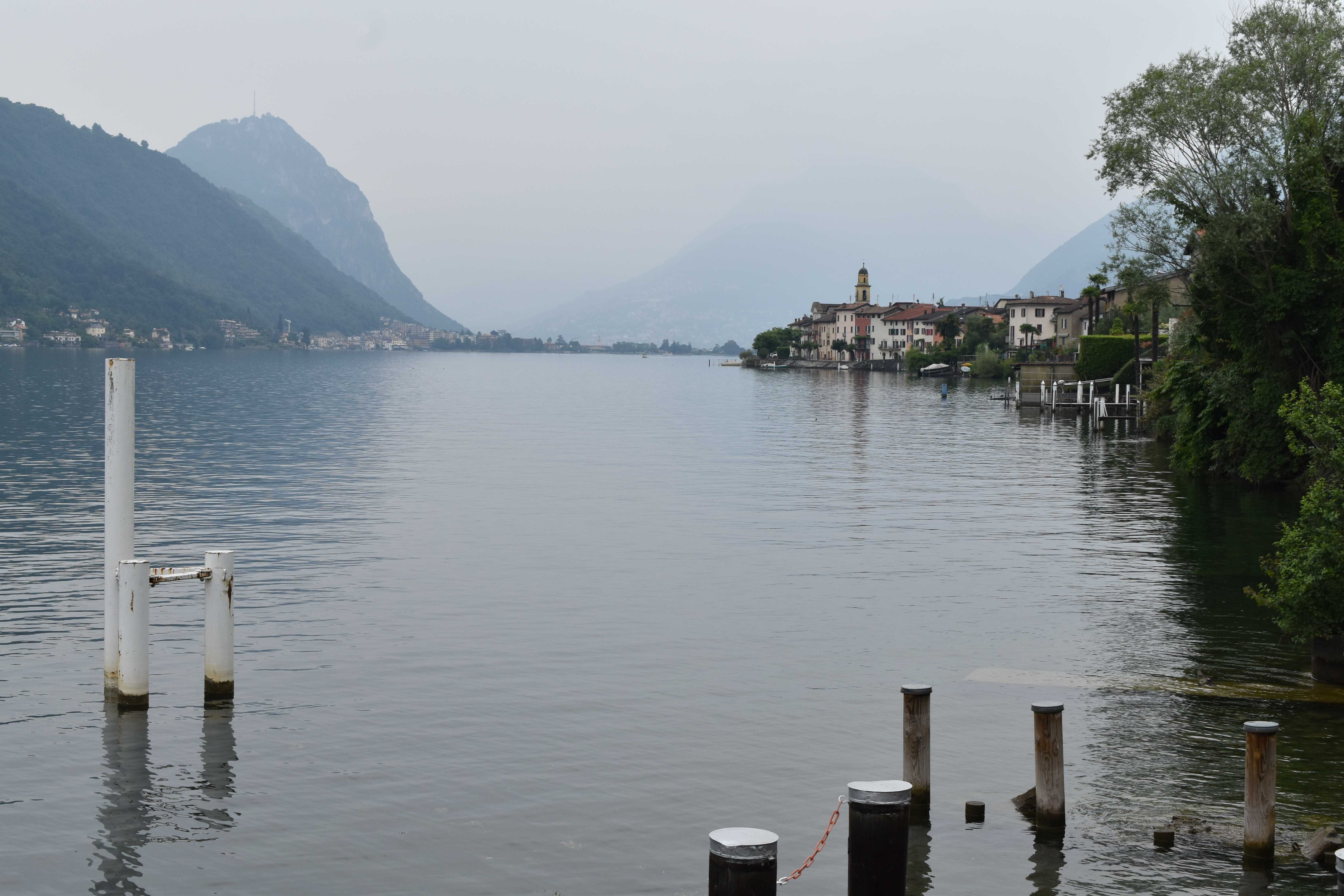 Brusio mit Blick zum Damm von Melide